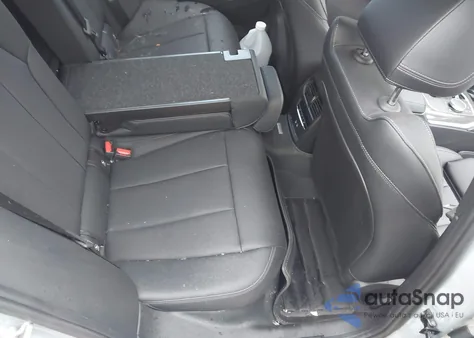 2025 BMW M340I xDrive z USA, uszkodzony, nr VIN 3MW69FT06S8E92084